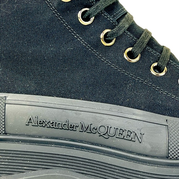 NIB ALEXANDER McQUEEN TREAD SLICK HIGH TOP SNEAKER BOOTS IN BLACK - Picture 2 of 12